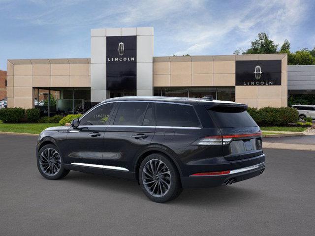 Photo of 2025 Infinite Black Metallic Clearcoat Lincoln Aviator