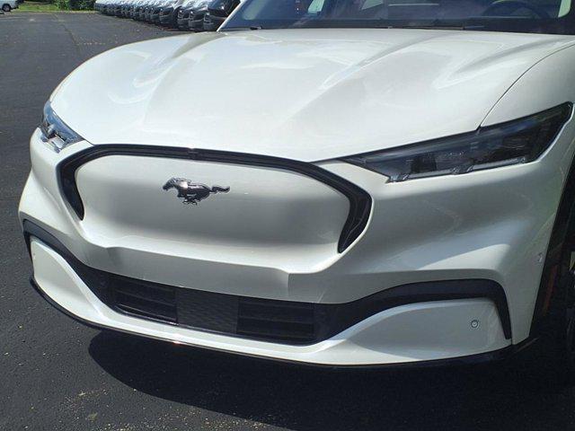 Photo of 2023 Star White Metallic Tri-Coat Ford Mustang Mach-E