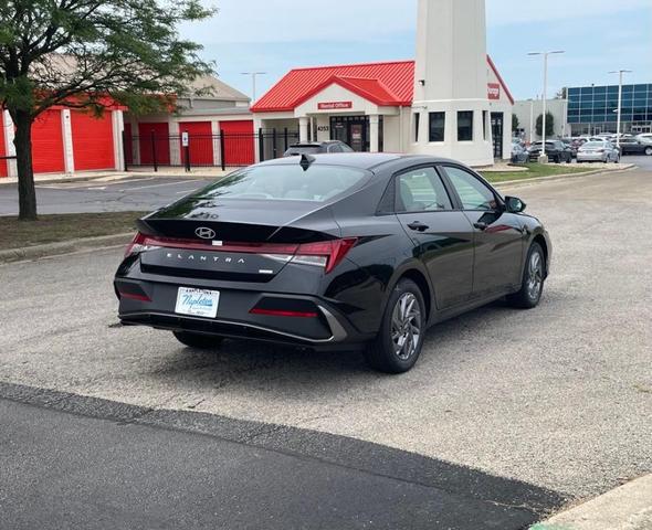 Photo of 2025 Black Hyundai ELANTRA HEV