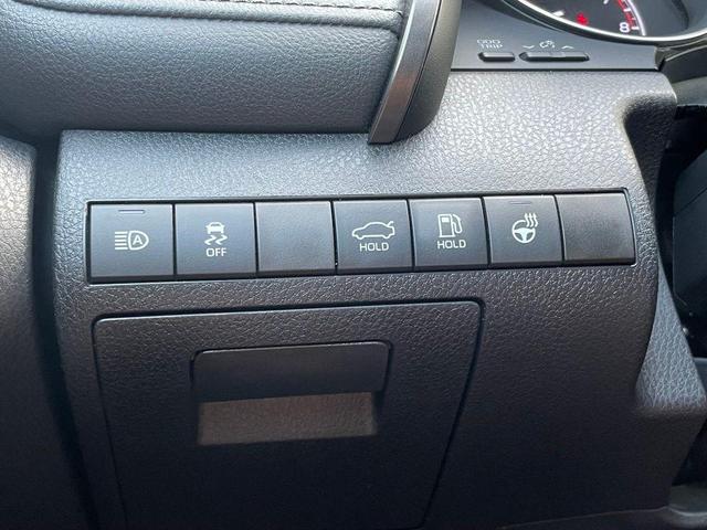 Photo of 2023 Gray Toyota Camry