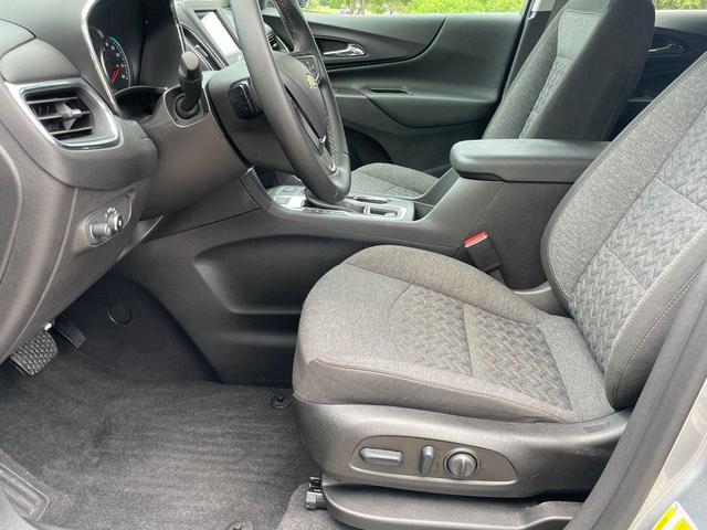 Photo of 2023 Sterling Gray Metallic Chevrolet Equinox