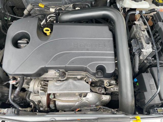 Photo of 2023 Sterling Gray Metallic Chevrolet Equinox