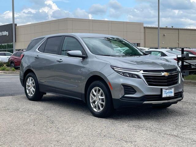 Photo of 2023 Sterling Gray Metallic Chevrolet Equinox