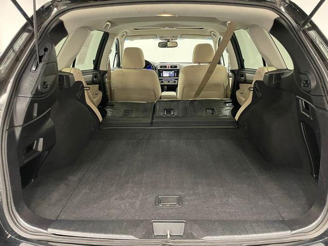 Photo of 2016 Crystal Black Silica Subaru Outback
