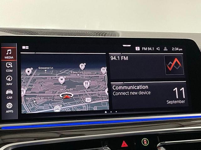 Photo of 2021 Mineral White Metallic BMW X5