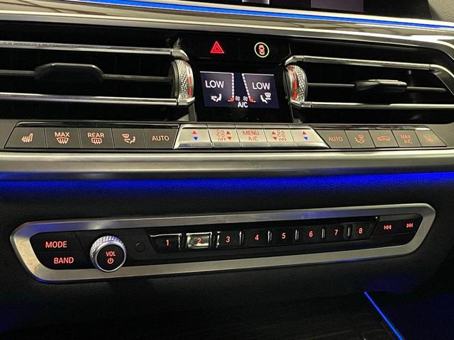 Photo of 2021 Mineral White Metallic BMW X5