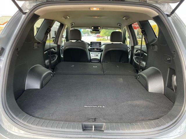 Photo of 2022 Hampton Gray Hyundai SANTA FE