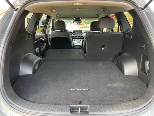 Photo of 2022 Hampton Gray Hyundai SANTA FE