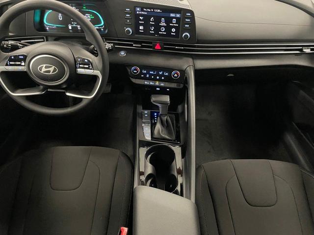 Photo of 2025 Black Hyundai ELANTRA HEV