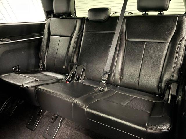 Photo of 2020 Oxford White Ford Expedition