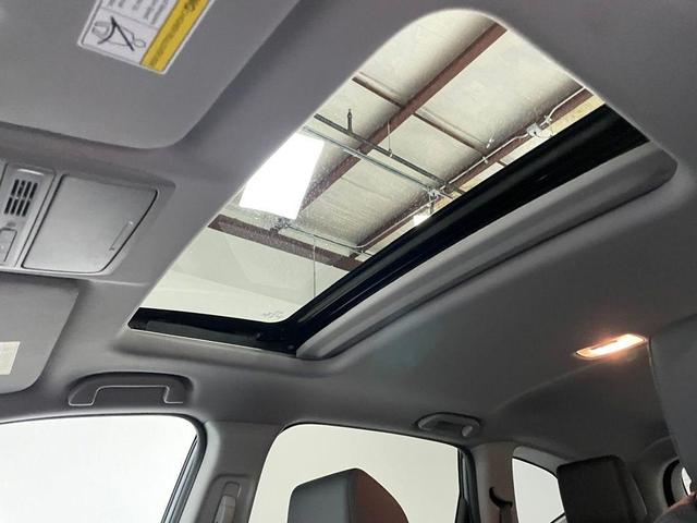 Photo of 2021 Gray Honda CR-V Hybrid