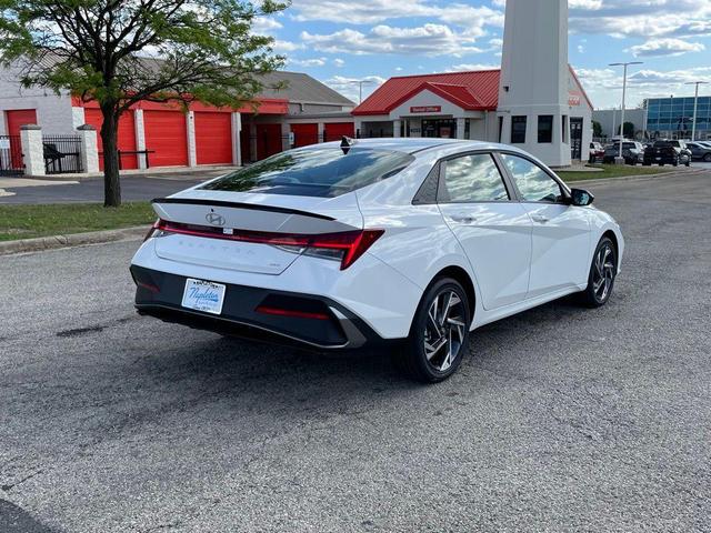 Photo of 2025 White Hyundai ELANTRA HEV