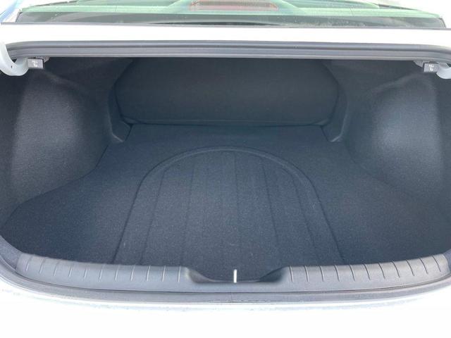Photo of 2025 White Hyundai ELANTRA HEV