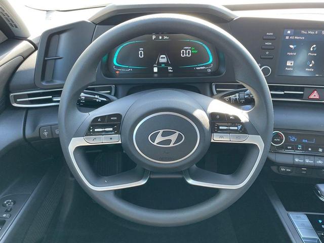 Photo of 2025 Amazon Gray Hyundai ELANTRA HEV