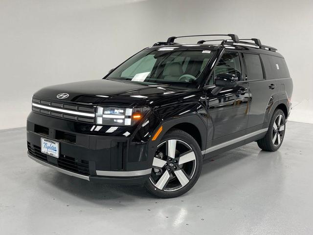 Photo of 2025 Phantom Black Hyundai SANTA FE HEV