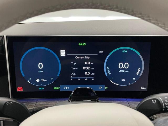Photo of 2025 Phantom Black Hyundai SANTA FE HEV