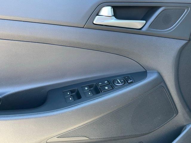 Photo of 2021 Black Noir Pearl Hyundai TUCSON