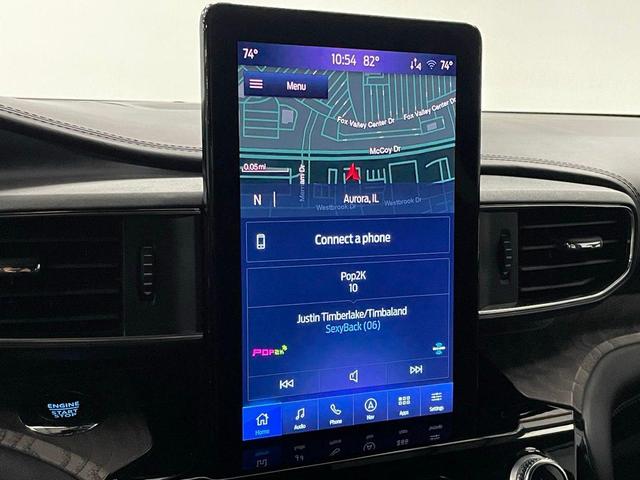 Photo of 2022 Black Metallic Ford Explorer