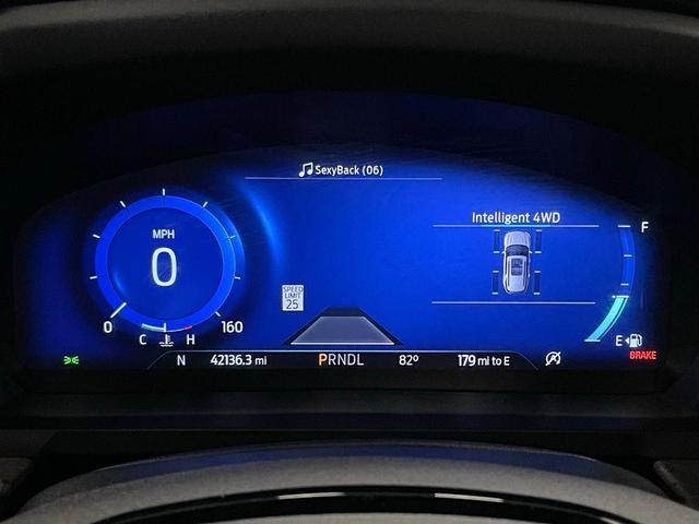 Photo of 2022 Black Metallic Ford Explorer
