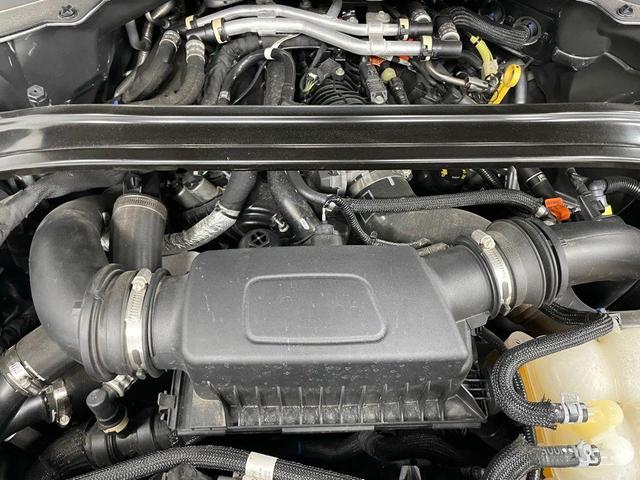 Photo of 2022 Black Metallic Ford Explorer