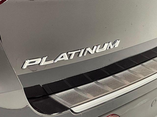 Photo of 2022 Black Metallic Ford Explorer