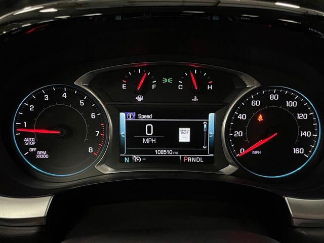 Photo of 2018 Iridescent Pearl Tricoat Chevrolet Traverse