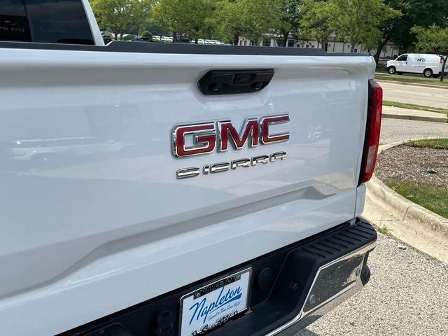 Photo of 2023 Summit White GMC Sierra 1500