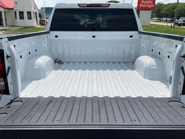 Photo of 2023 Summit White GMC Sierra 1500