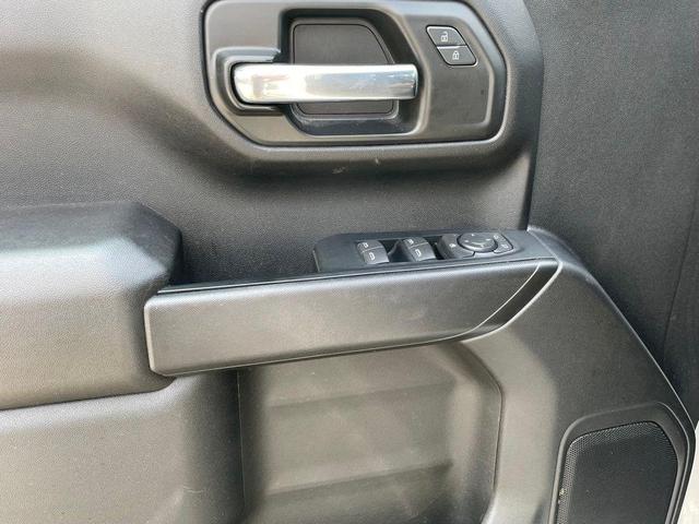 Photo of 2023 Summit White GMC Sierra 1500