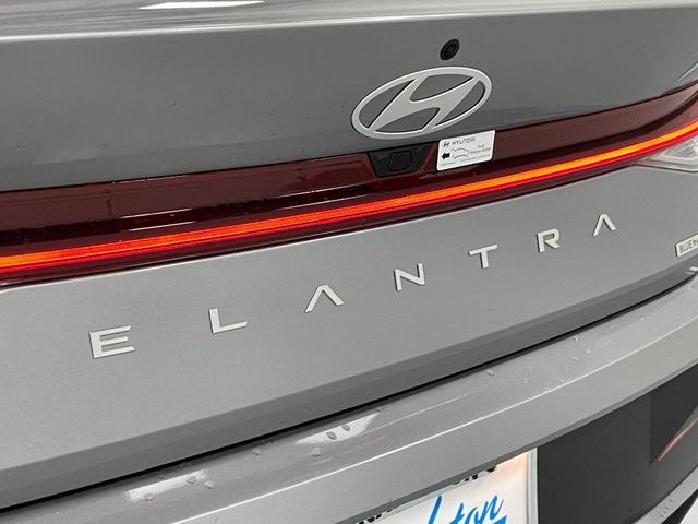 Photo of 2025 Metal Hyundai ELANTRA HEV