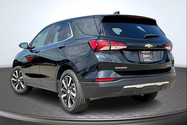 Photo of 2022 BLACK Chevrolet Equinox