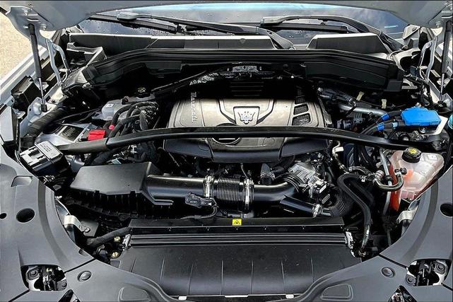 Photo of 2023 Bianco Astro Metallic Maserati Grecale