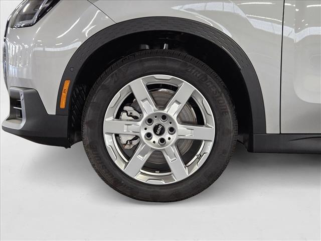 Photo of 2025 Melting Silver III Metallic MINI Countryman