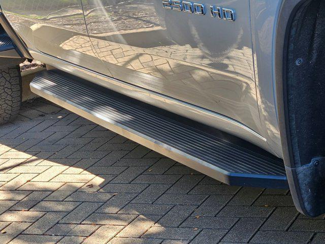 Photo of 2022 Silver Ice Metallic Chevrolet Silverado 2500