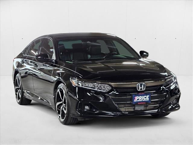 Photo of 2022 Crystal Black Pearl Honda Accord
