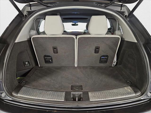 Photo of 2016 Graphite Luster Metallic Acura MDX