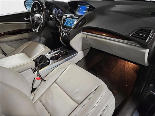 Photo of 2016 Graphite Luster Metallic Acura MDX