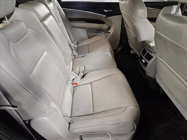 Photo of 2016 Graphite Luster Metallic Acura MDX