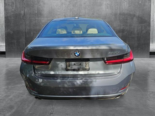 Photo of 2023 Skyscraper Grey Metallic BMW 330