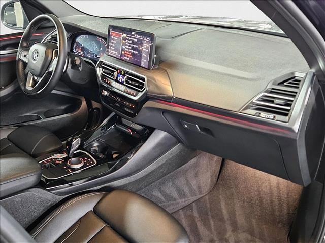 Photo of 2024 Black Sapphire Metallic BMW X3