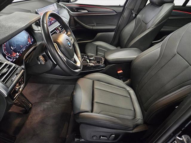 Photo of 2024 Black Sapphire Metallic BMW X3