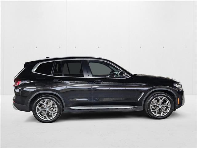 Photo of 2024 Black Sapphire Metallic BMW X3
