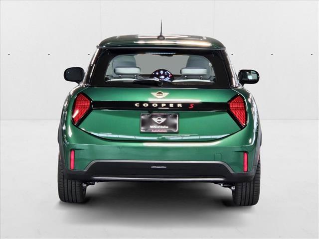Photo of 2025 British Racing Green IV Metallic MINI Hardtop