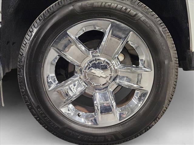 Photo of 2015 Summit White Chevrolet Silverado 1500