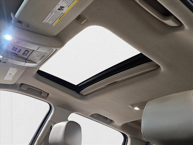 Photo of 2015 Summit White Chevrolet Silverado 1500