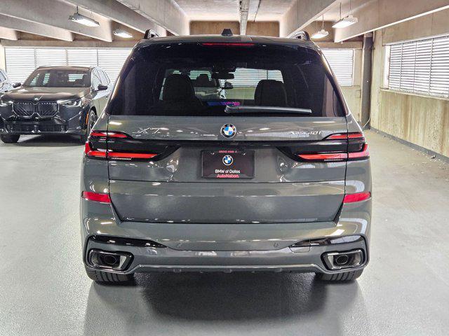 Photo of 2026 Dravit Grey Metallic BMW X7