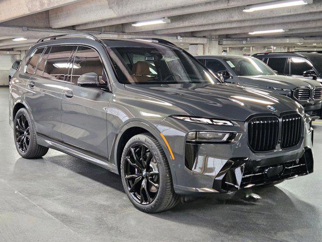 Photo of 2026 Dravit Grey Metallic BMW X7