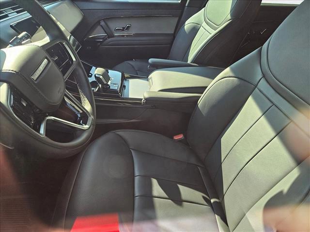 Photo of 2024 Santorini Black Metallic Land Rover Range Rover Sport