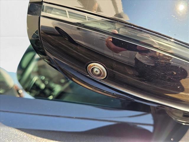Photo of 2024 Santorini Black Metallic Land Rover Range Rover Sport