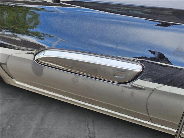Photo of 2022 Black Mercedes-Benz S-Class